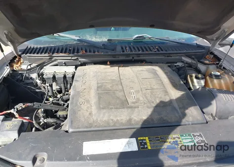 2005 Lincoln Navigator z USA, uszkodzony, nr VIN 5LMFU28565LJ02606